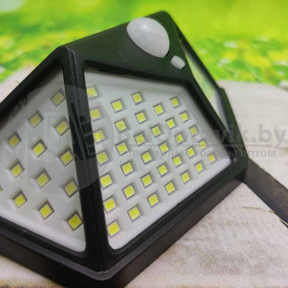 Уличный светильник с датчиком движения на солнечной батарее Solar Interaction Wall Lamp, 3 режима 100 LED - фото 4 - id-p152583585