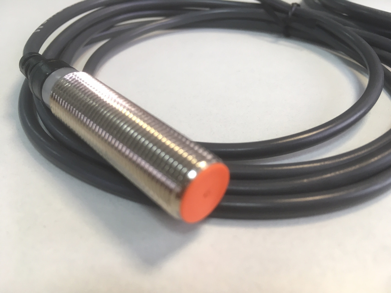 Датчик индуктивный CJY12E-02PA (М12, 2mm, NO, PNP, cable, 10-30 VDC) - фото 2 - id-p152763552