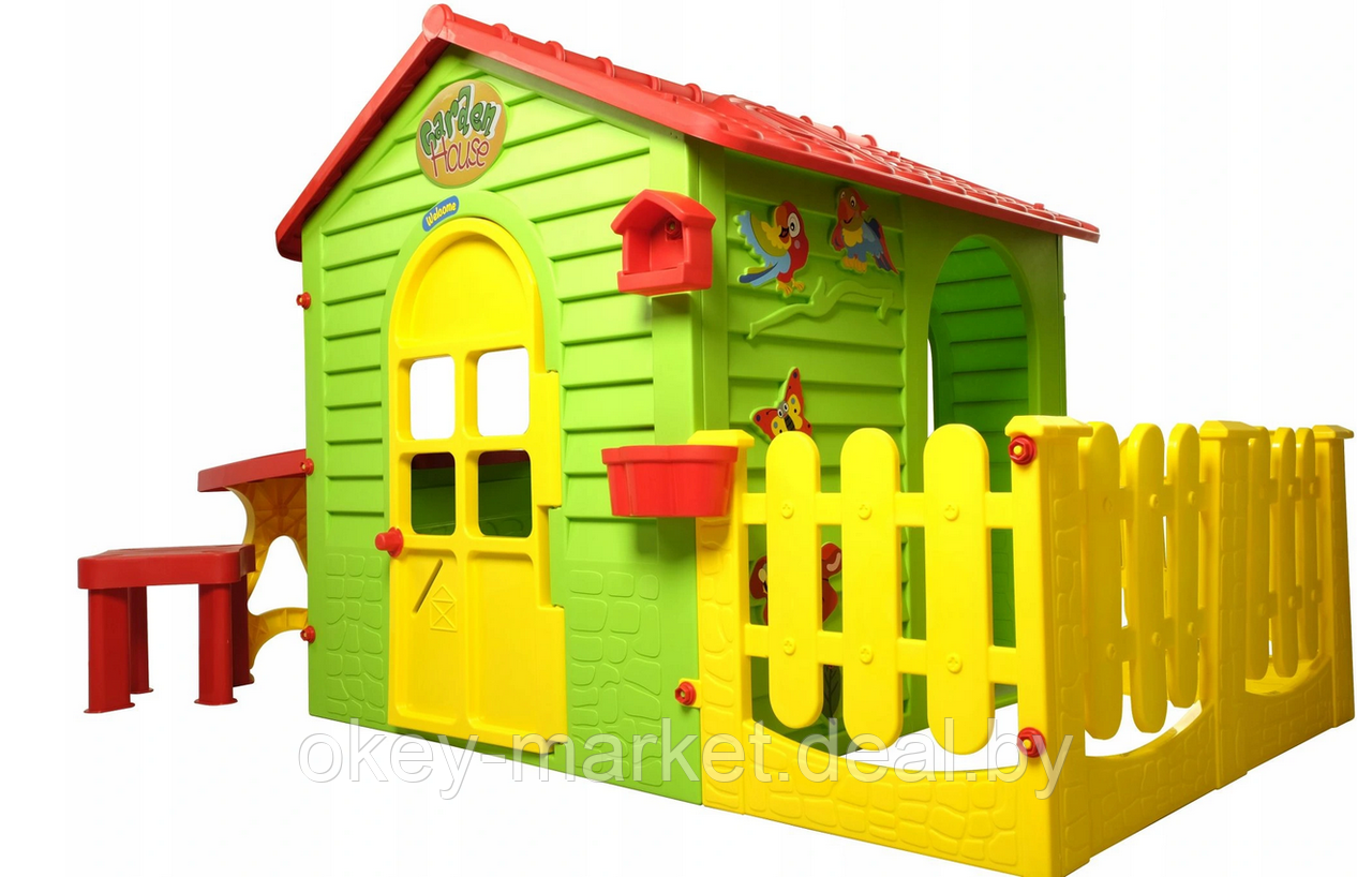 Детский игровой садовый домик Mochtoys 12242 с забором, столиком и стульчиком - фото 2 - id-p153037988