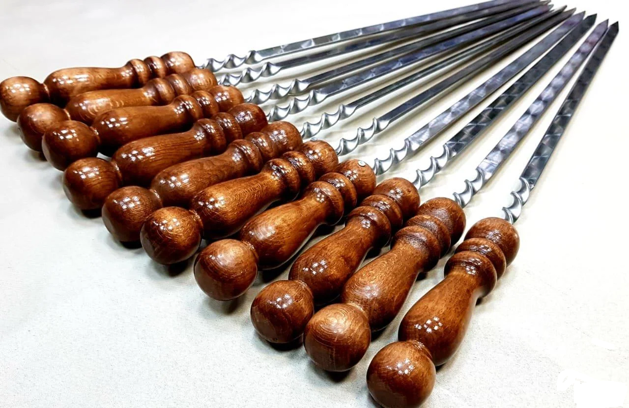 Набор кованых шампуров с деревянной ручкой (10шт) 45 см - фото 1 - id-p153168463