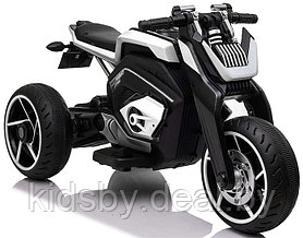 Детский электромобиль, мотоцикл RiverToys X222XX (белый)