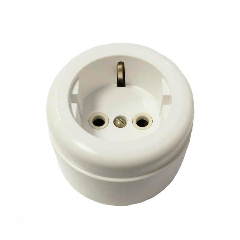 IE Розетка с заземляющим контактом, 220/16А  (белая)