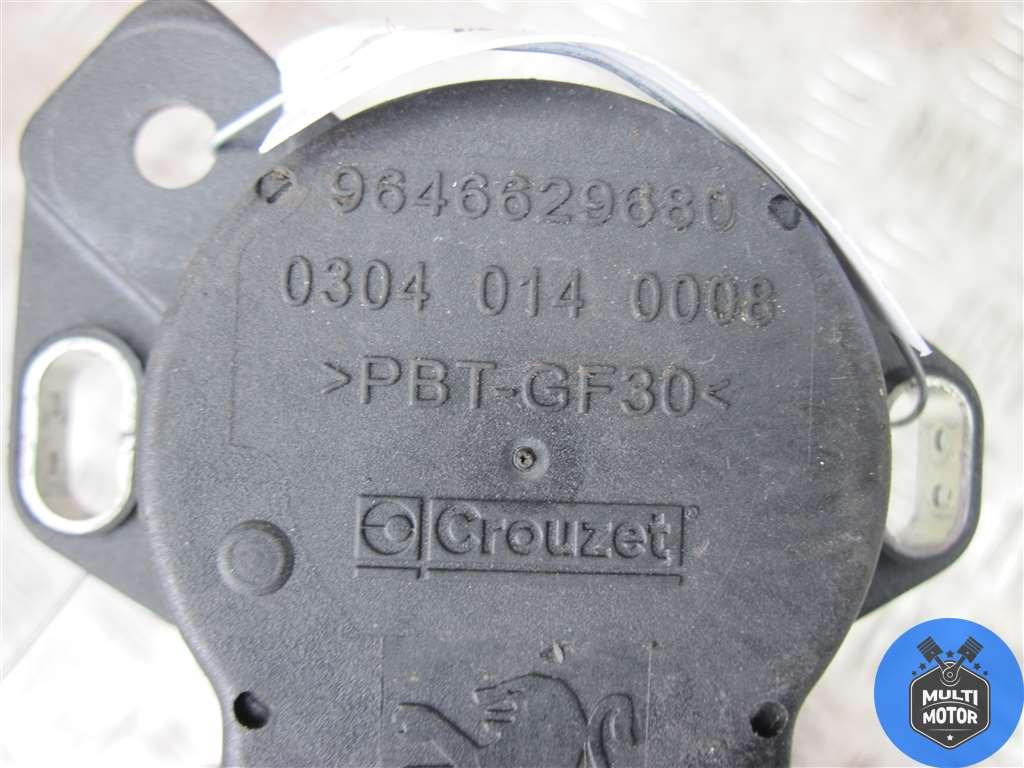 Датчик положения кузова PEUGEOT 407 (2004-2010) 2.7 HDi UHZ (DT17) - 204 Лс 2008 г. - фото 2 - id-p153622801