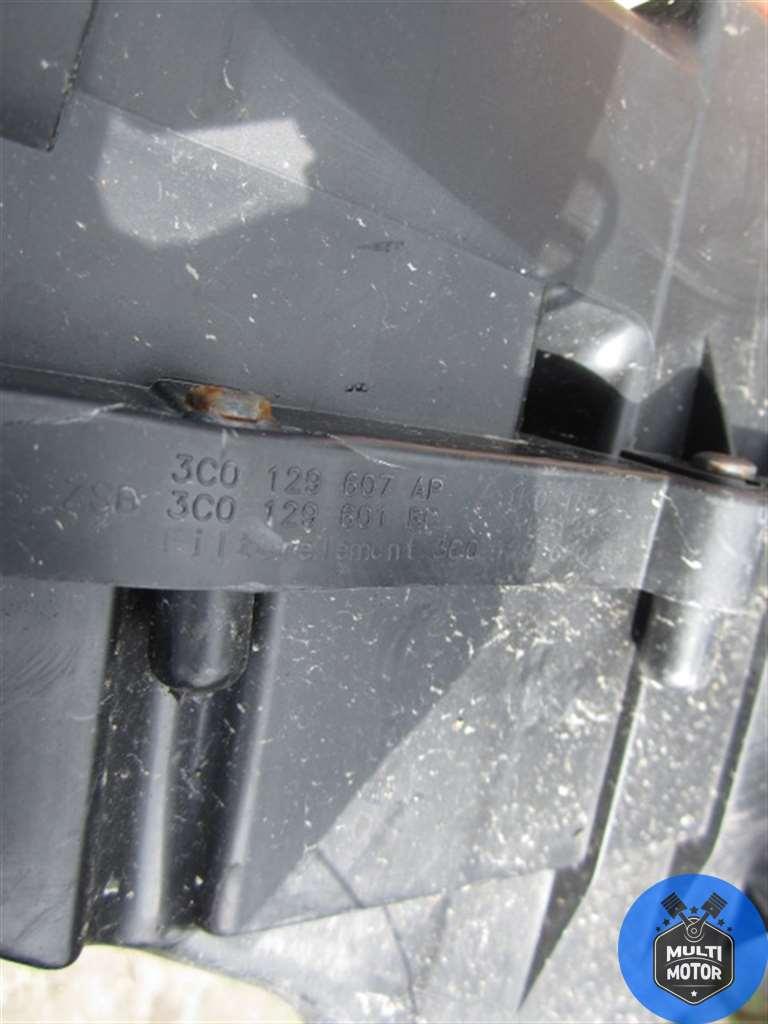 Корпус воздушного фильтра Volkswagen PASSAT (B6) (2005-2010) 2.0 TD BMP 2008 г. - фото 4 - id-p153621106