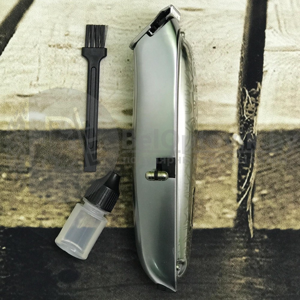 Профессиональная винтажная машинка для стрижки волос, бороды, усов триммер VGR Navigator V-061 (металлический - фото 8 - id-p153787700