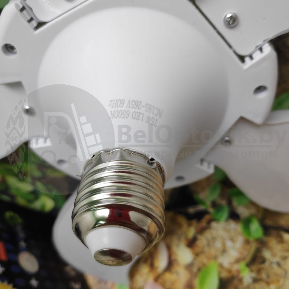 Складная светодиодная лампа в форме цветка Fan folding Led Bulb 75W E27 с пятью лопастями - лепестками (белая) - фото 6 - id-p153788745