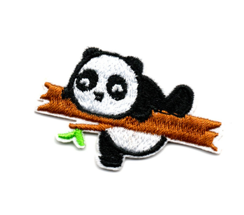 Термонаклейка  "Панда на ветке"