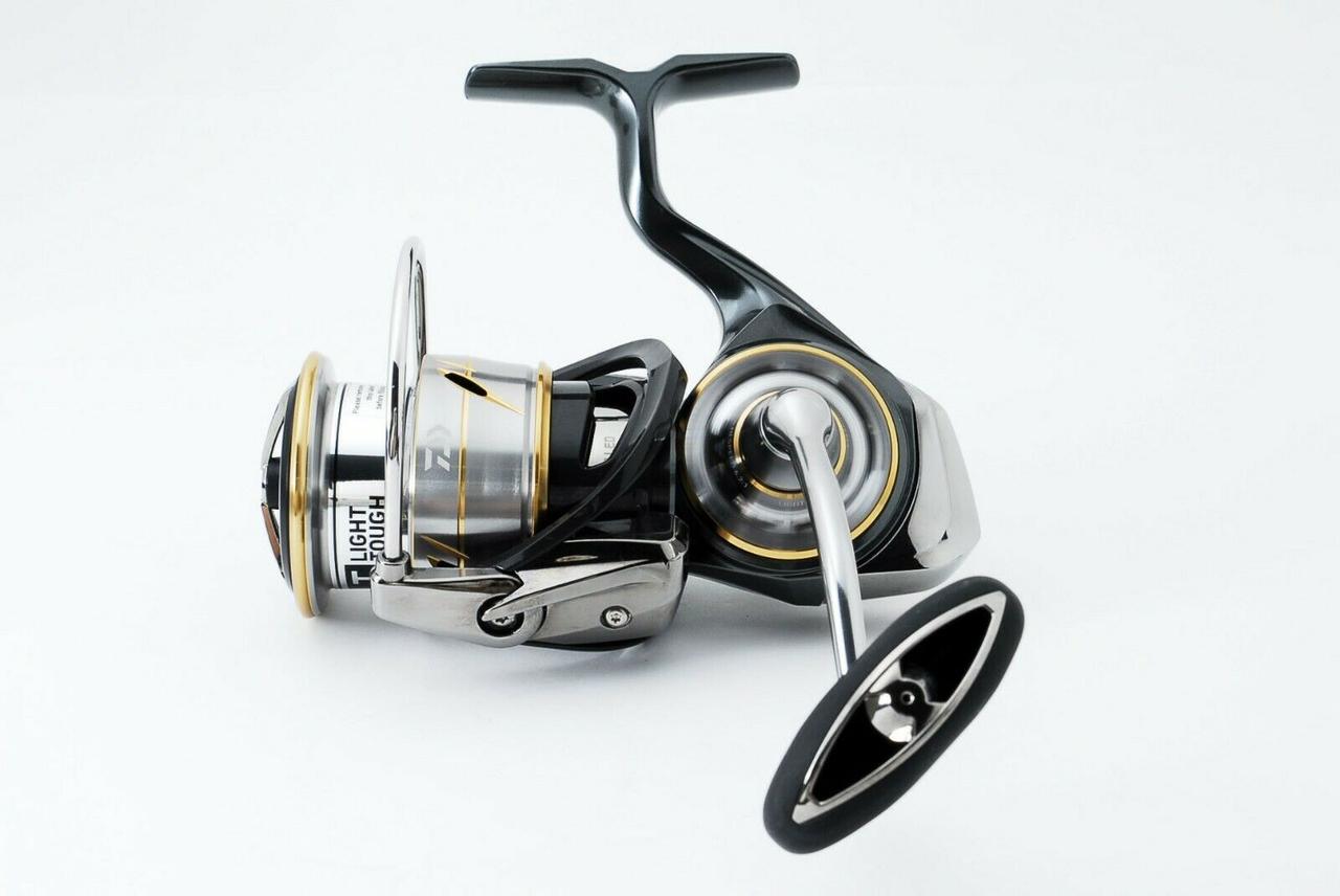 Катушка Daiwa Luvias 20 LT 3000C ( Дайва Лувиас ) - фото 5 - id-p154222974