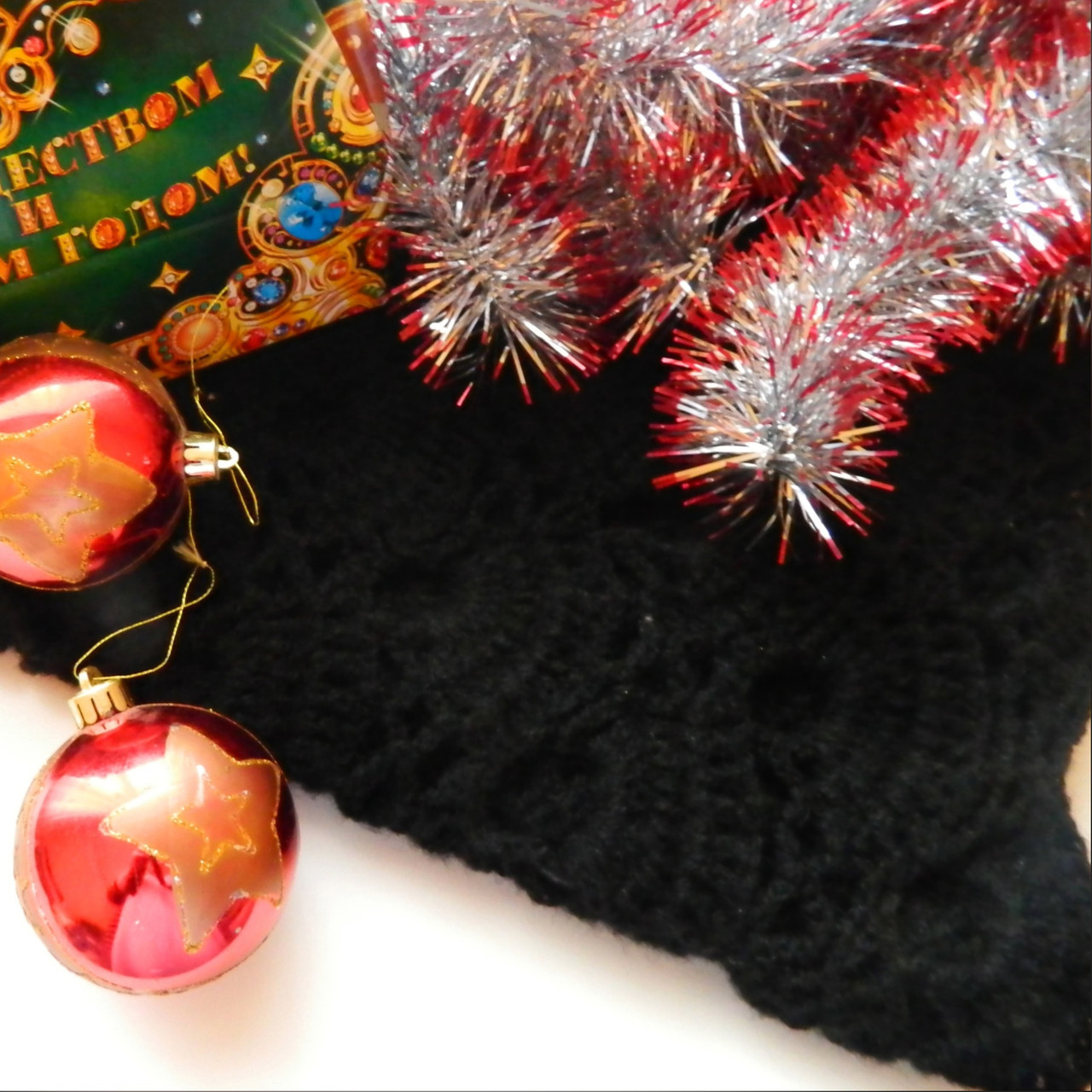 Шаль черная теплая зимняя ажурная из мохера вязаная крючком - женский подарок - фото 3 - id-p71795890