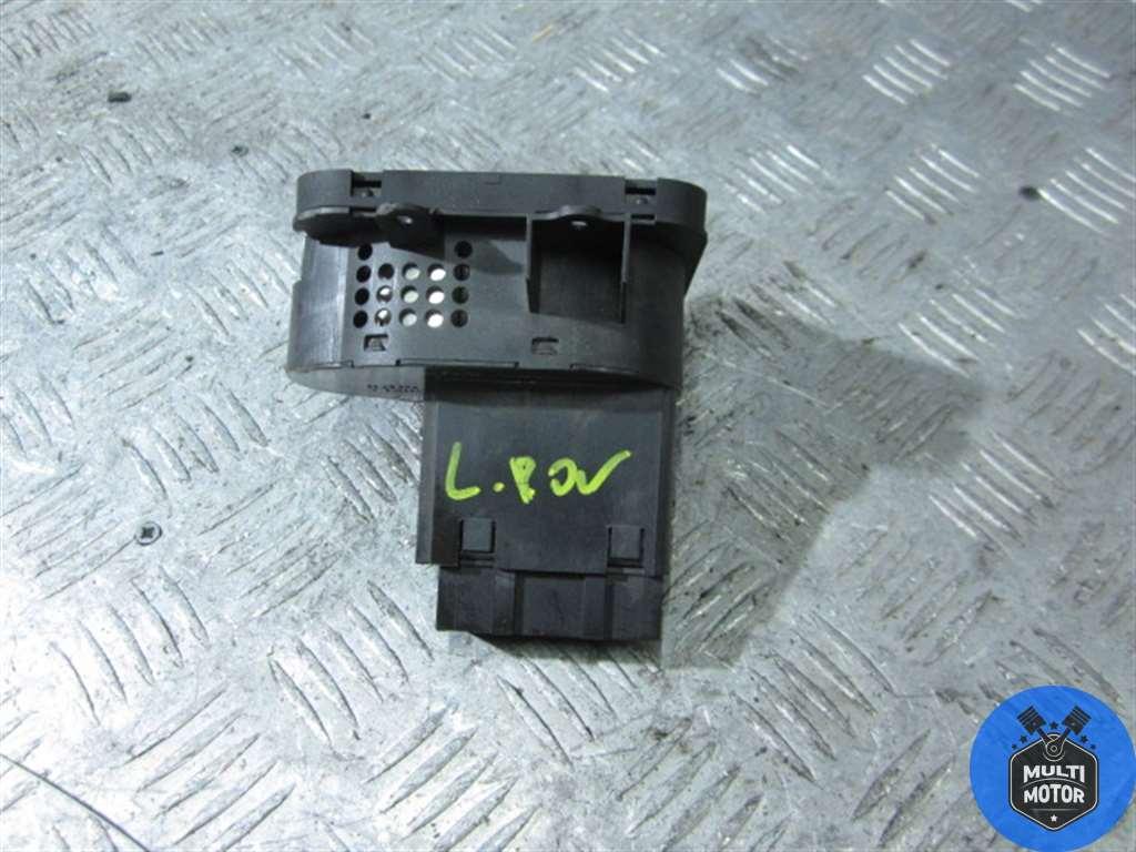 Блок управления светом LAND ROVER DISCOVERY III (2004-2009) 2.7 TD 276DT - 190 Лс 2007 г. - фото 2 - id-p154288390