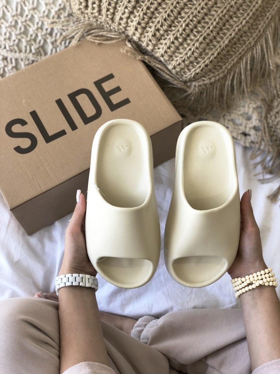 Сланцы Adidas Yeezy Slide Bone - фото 6 - id-p154307098
