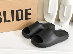 Сланцы Adidas Yeezy Slide Black