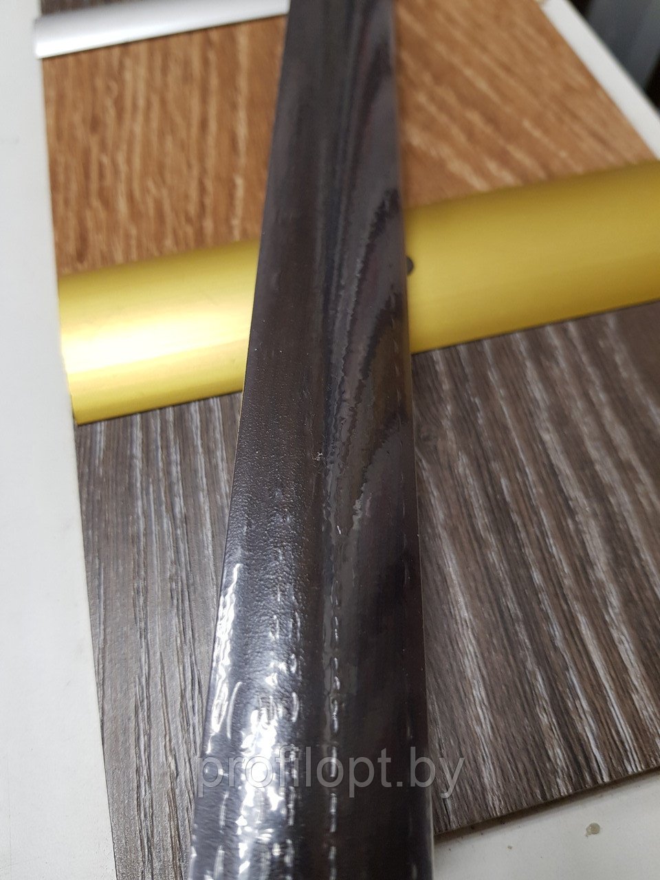 Порог алюминиевый 40 мм. 0,9 м. Дуб гринвич (венге), скрытый крепеж - фото 1 - id-p154495850