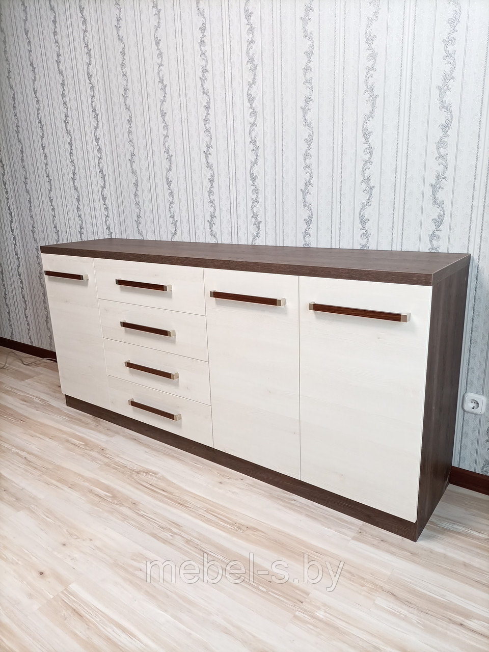 Комод большой