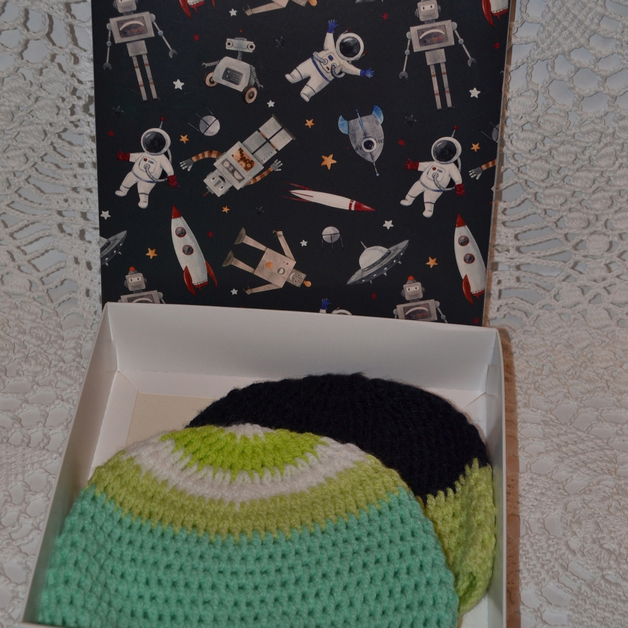 Подарок новорожденному - комплект шапок - фото 8 - id-p121074117