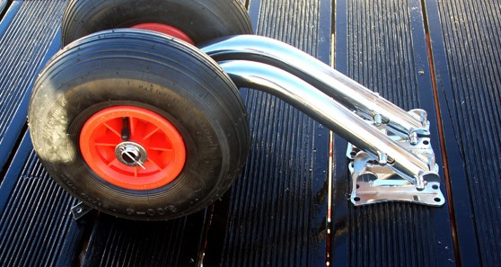 Транцевые колёса быстросъёмные (311, Bay) - фото 1 - id-p97840048