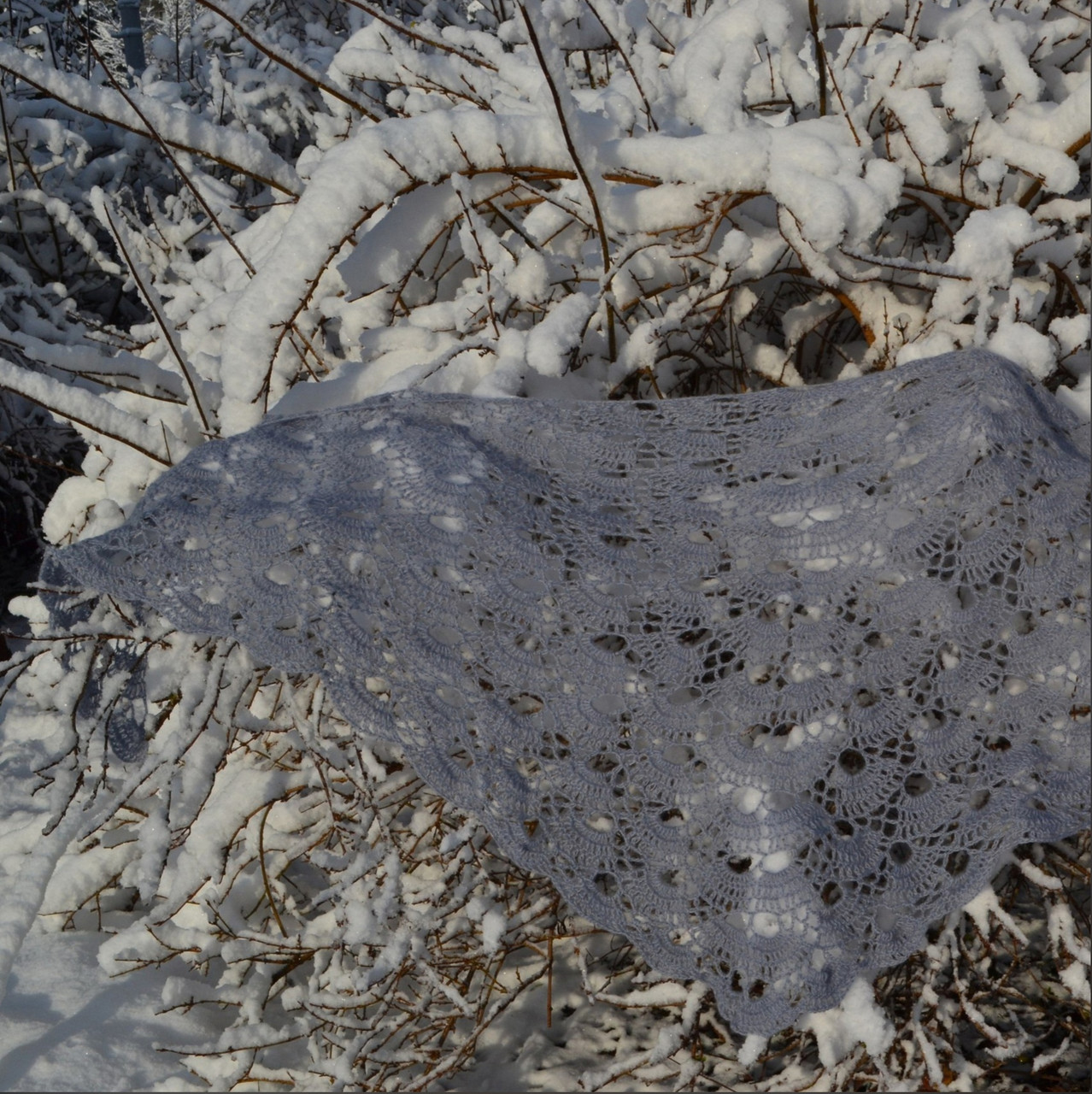 Шаль крючком теплая зимняя серая из мохера - фото 6 - id-p70672967