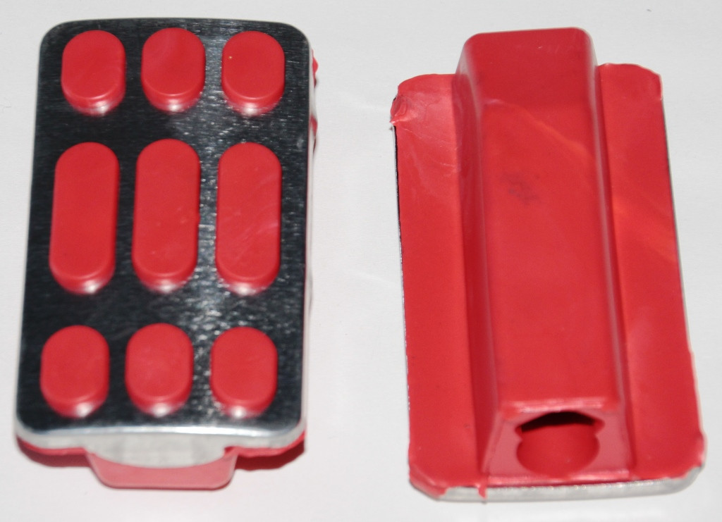 Резинки подножки водителя Дельта красные хром силикон ТММР - фото 1 - id-p155204588