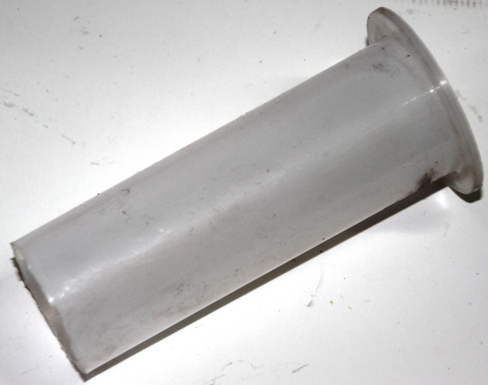Пластмассовая втулка на амотизатор Иж - фото 1 - id-p155202337