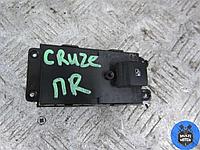 Кнопка стеклоподъемника CHEVROLET CRUZE (2008-2015) 1.6 i F16D4 - 113 Лс 2011 г.