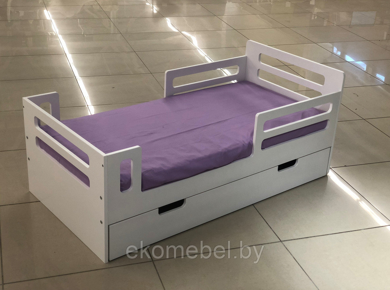 Кровать с бортиком "Малыш" (70х140 см) МДФ - фото 1 - id-p152118505