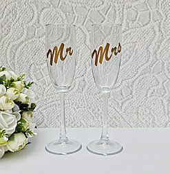 Свадебные бокалы "Mr & Mrs" золотой матовый