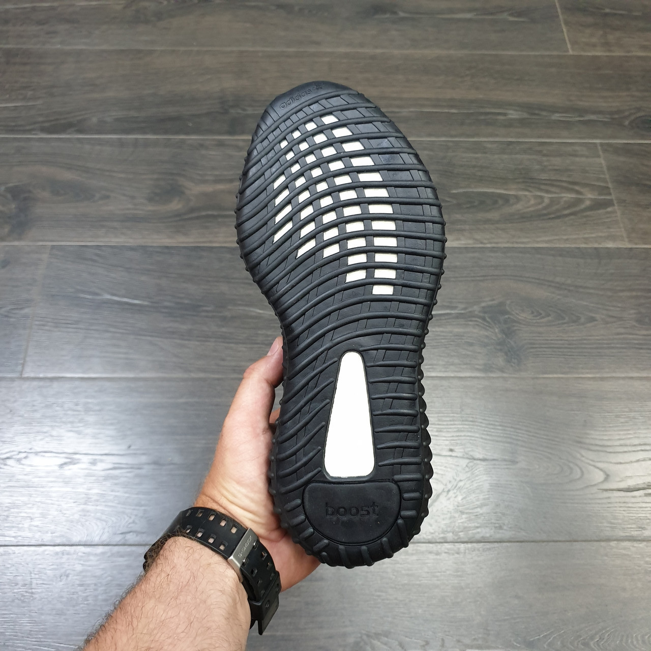 Кроссовки Adidas Yeezy Boost 350 V2 Black Reflective - фото 7 - id-p101734555