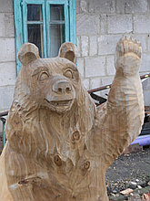 Скульптура "медведь"