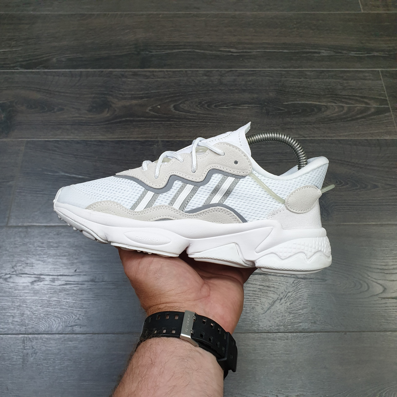 Кроссовки Adidas WMNS Ozweego White Gray