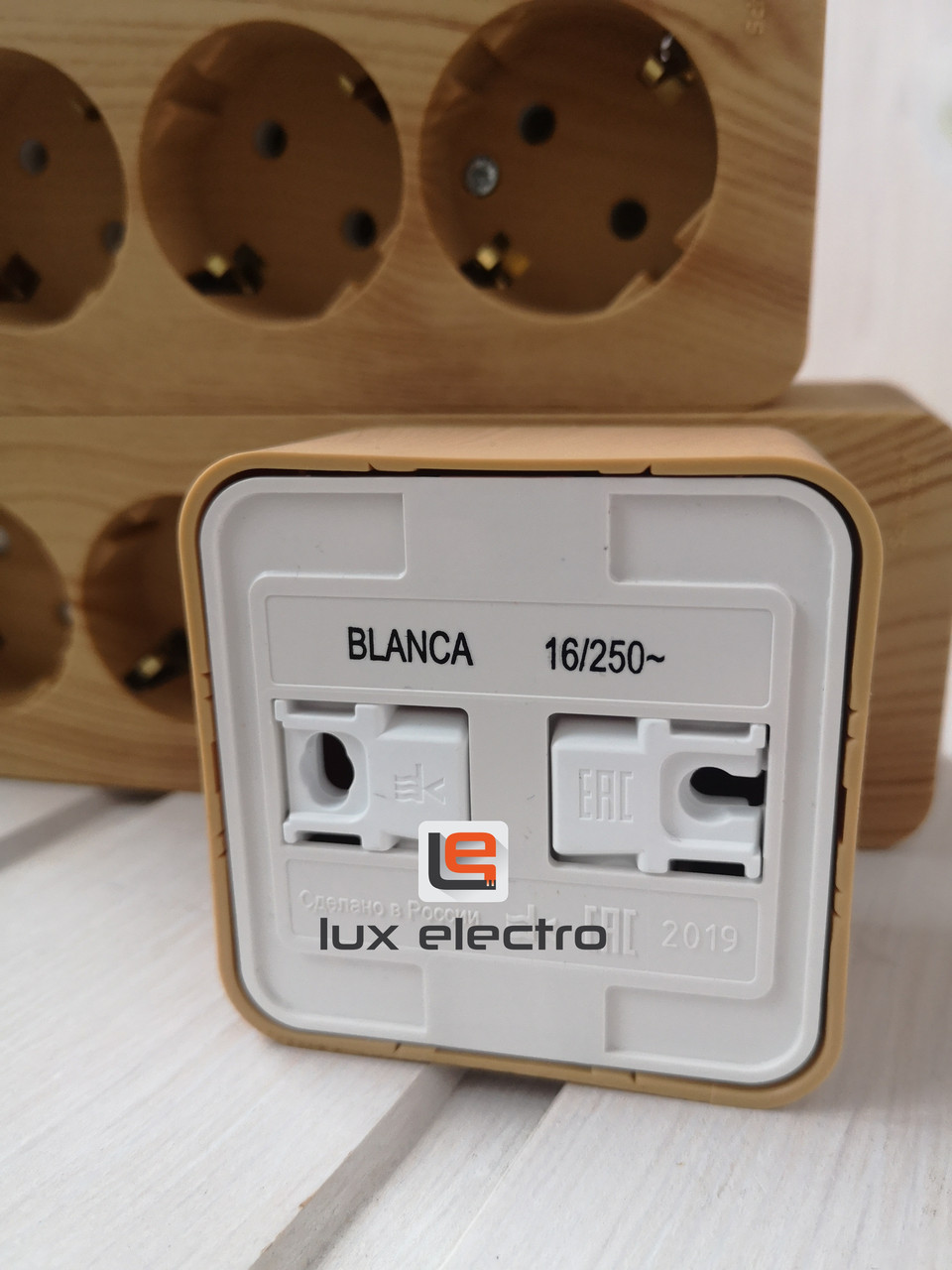 Коннектор ТВ Blanca Schneider electric, белый - фото 4 - id-p155974206