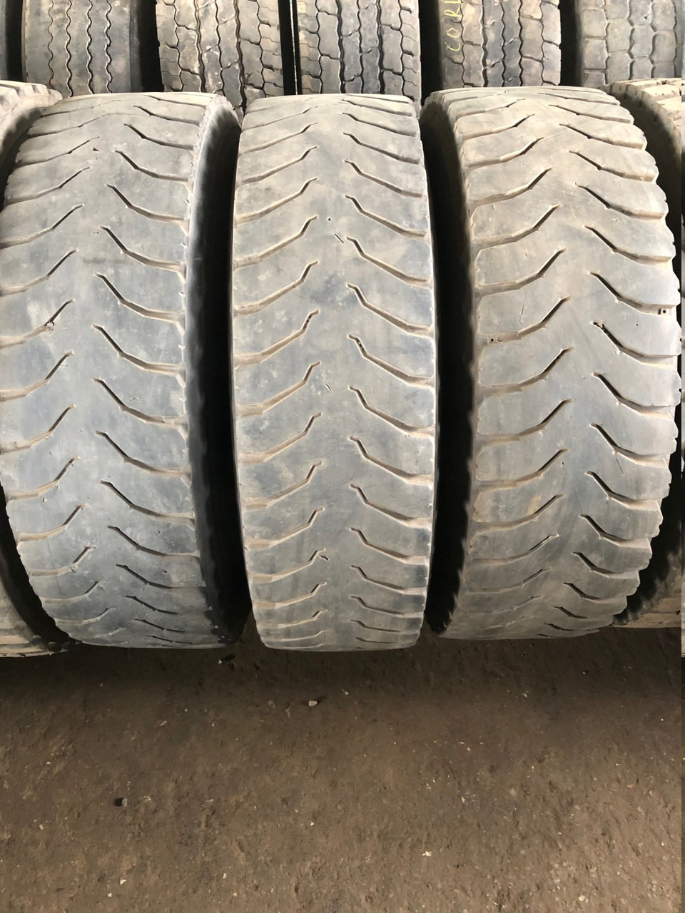 Шины грузовые б/у Michelin X Works 315/80 R22,5 ведущая ось, 3 шт.