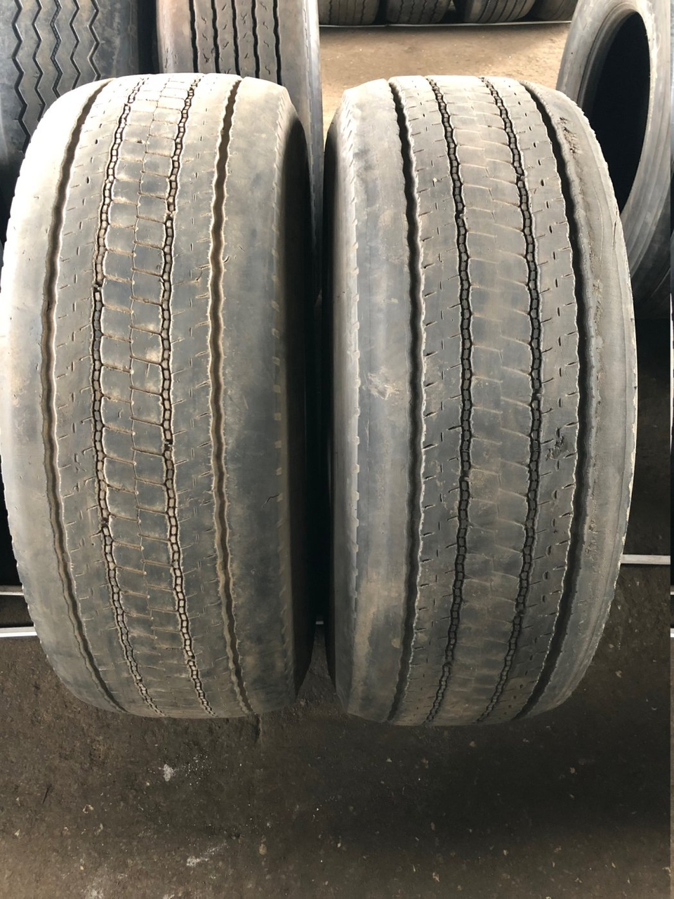 Грузовые шины б/у Bridgestone M788 385/65R22,5, прицепная ось, 2 шт.