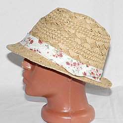 Шляпа детская KIABI на размер 49-50