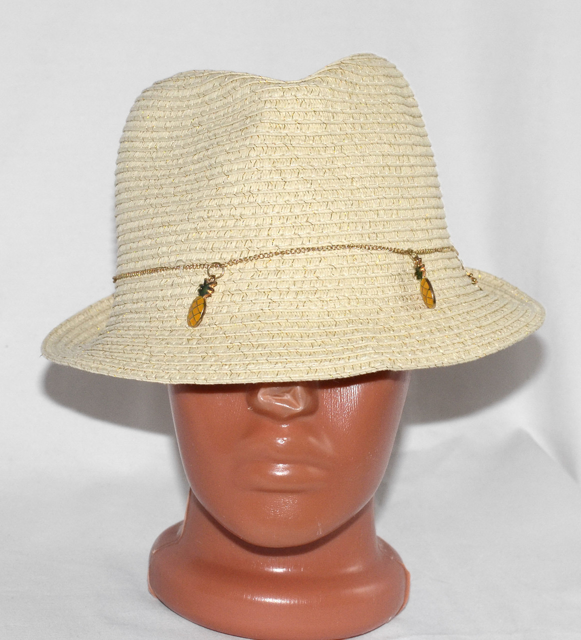 Шляпа KIABI на размер 53-54 - фото 1 - id-p156440101