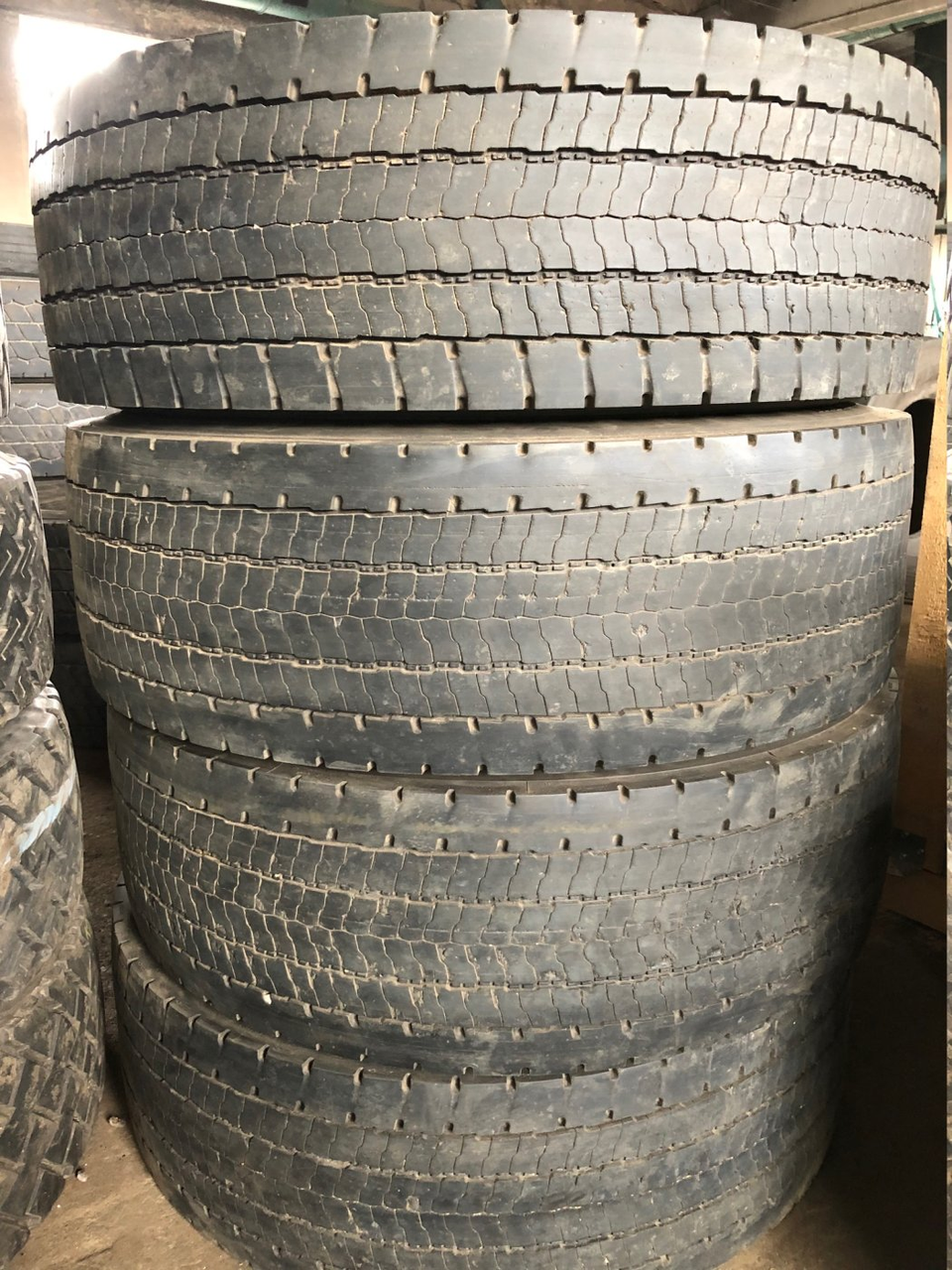 Шины грузовые б/у Pirelli TH01 315/70 R22,5, ведущая ось, 4 шт.