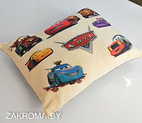 Детская декоративная подушка Тачки, подушка  со съемным чехлом на молнии. Размер 39*30 см