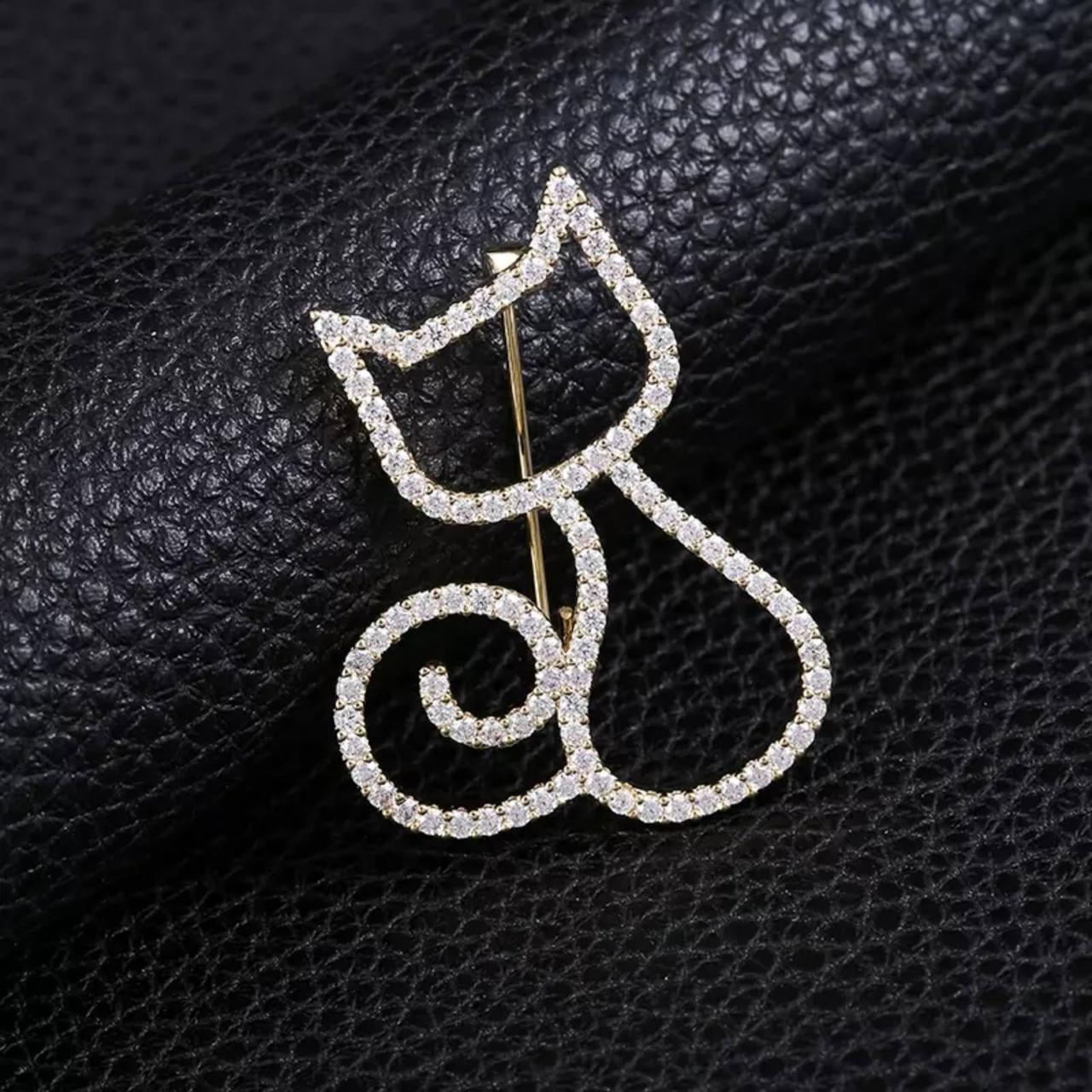 Брошь "Кошка" со стразами, 3.5 см