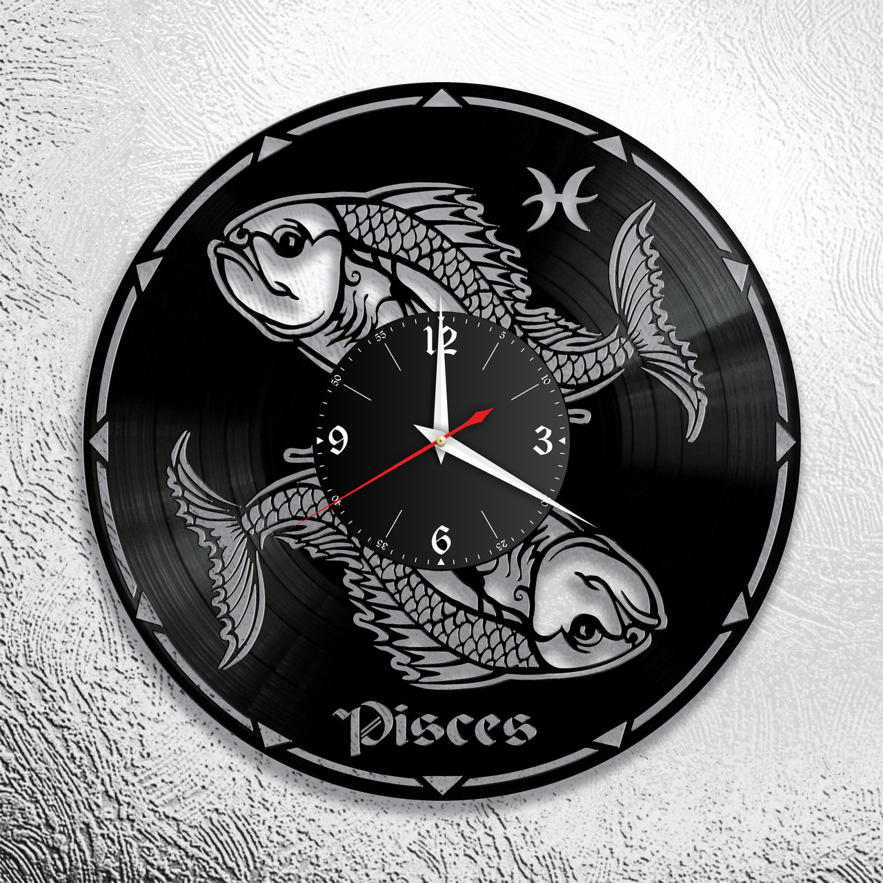 Оригинальные часы из виниловых пластинок  "Знаки Зодиака "  версия 12 Рыбы