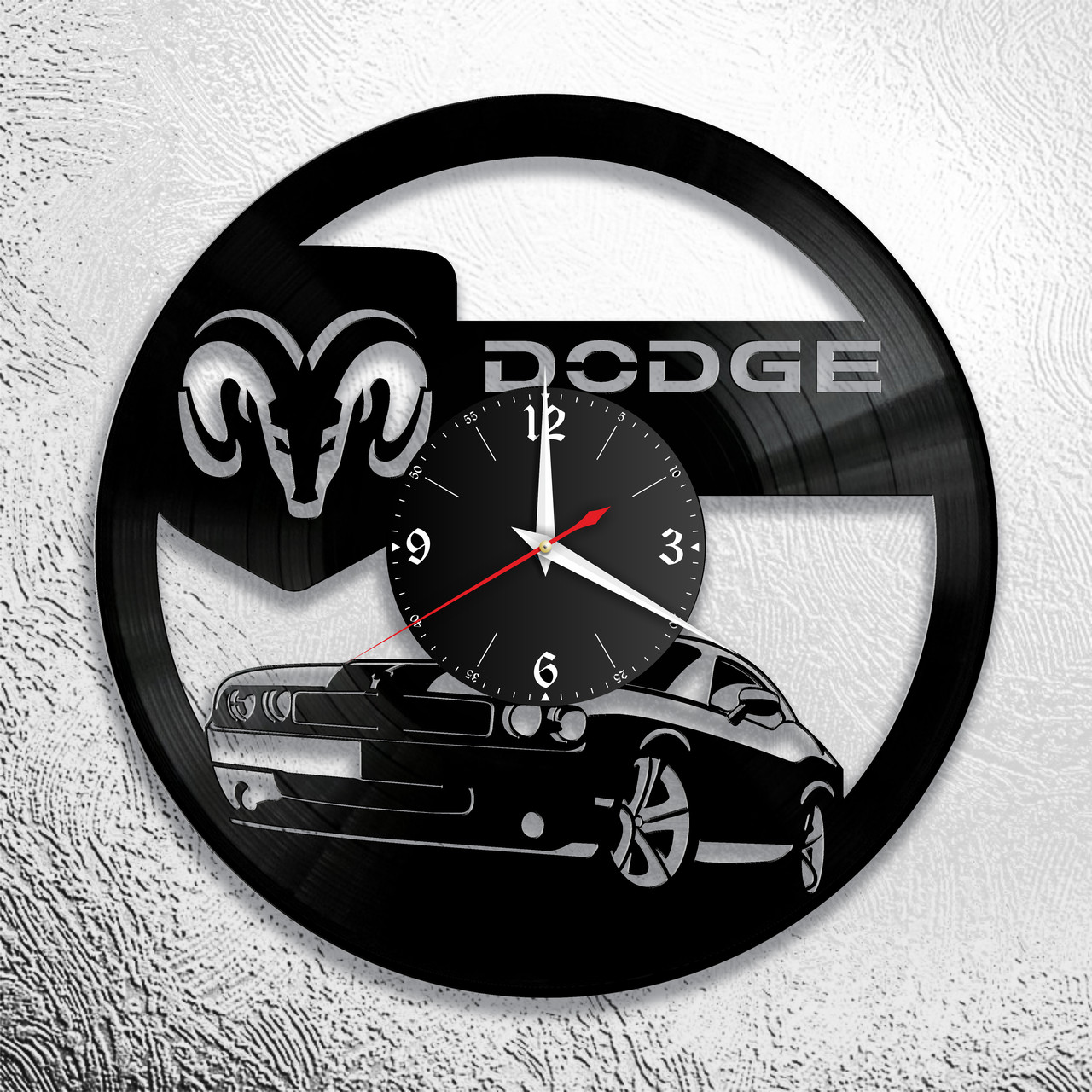 Оригинальные часы из виниловых пластинок  "Dodge" версия 1