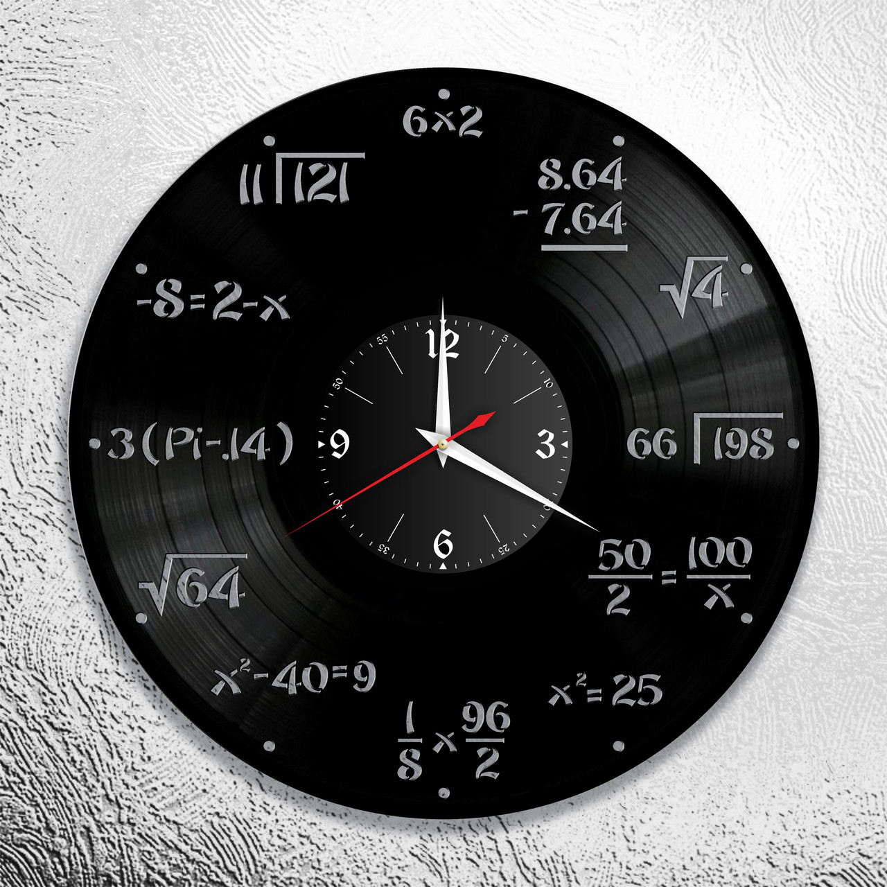 Оригинальные часы из виниловых пластинок "Математик" версия 2