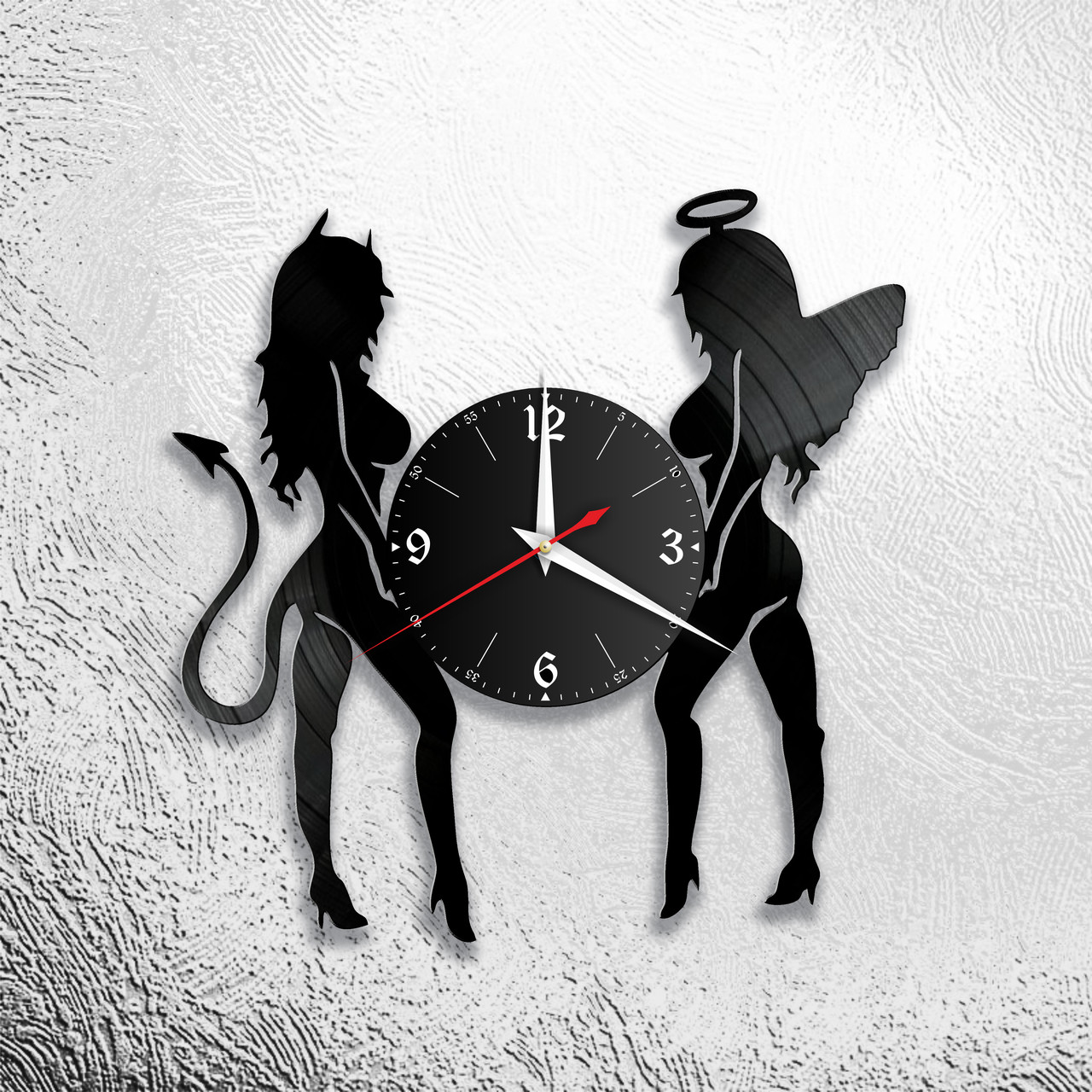 Оригинальные часы из виниловых пластинок "Ангел и бес" версия 1