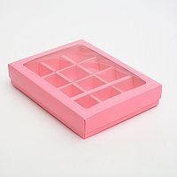 Коробка для конфет с окном, 12 конфет 19х15х3,5 см, розовая