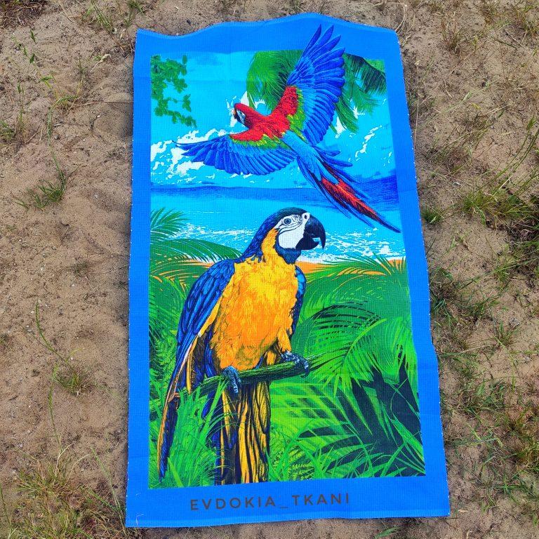 Пляжное вафельное  полотенце "Попугаи"