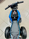 Детский электромобиль, мотоцикл RiverToys X222XX (синий), фото 4