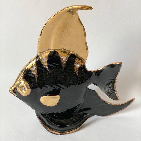 Статуэтка Рыбка золотая в чёрном