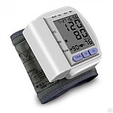 Электронный тонометр на запястье Blood Pressure Monitor CK-102s, фото 5