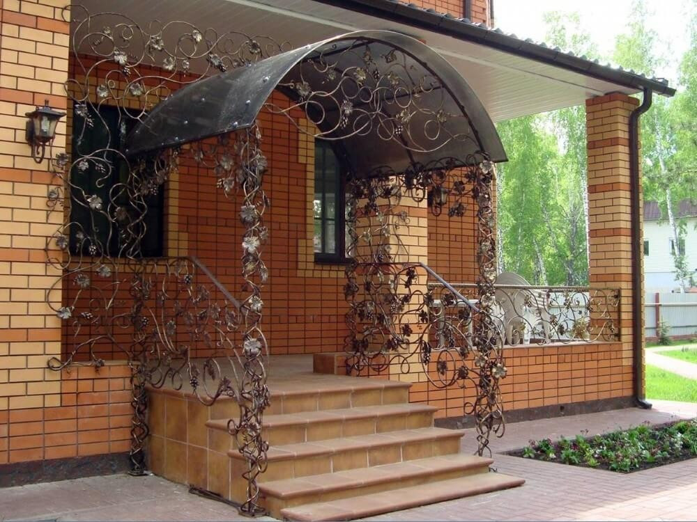 Кованые навесы для крыльца Арт: 5628