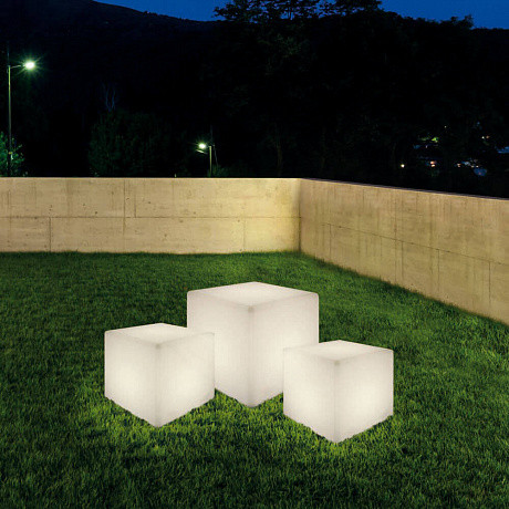 Уличный белый квадратный светильник Nowodvorski Cumulus Cube 8966 - фото 1 - id-p158482046