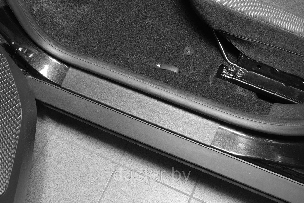 Накладки в проёмы передних дверей (ABS) Renault Duster 2021- PT GROUP (оригинал) - фото 5 - id-p158581494