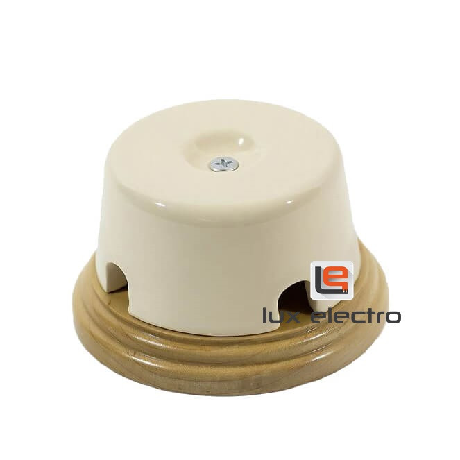 Распред. коробка малая 77х43 на подложке ф=92 IE "Арбат", слоновая кость